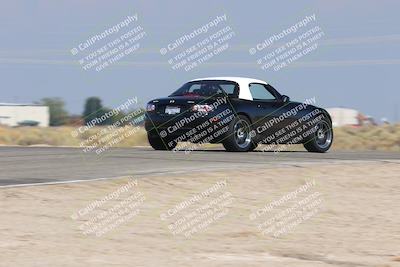 media/Sep-20-2025-Extreme Speed (Sat) [[1fcc23683c]]/Orange (Mid Intermediate)/Session 3 (Offramp)/